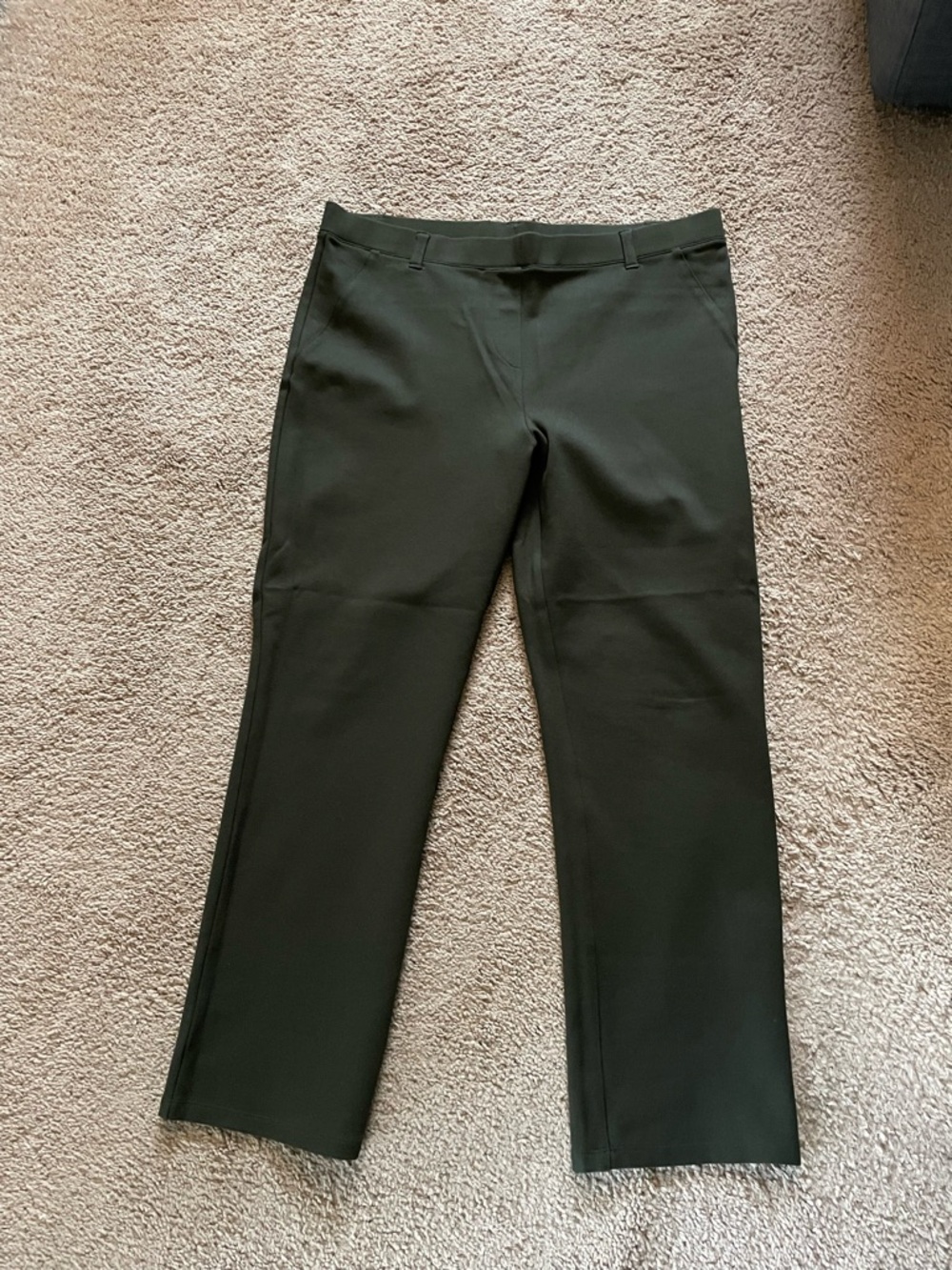 NWOT Quince Ultra-Stretch Ponte Bootcut Pants
